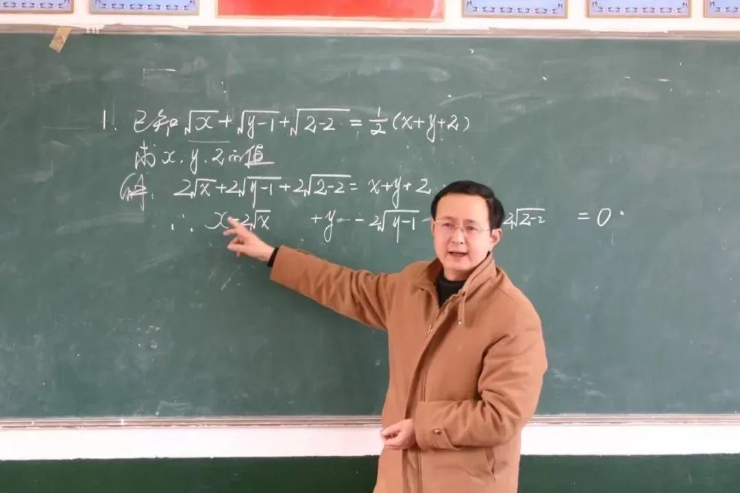 b757c5d25ab9e1d3c8ae66d157b4e4b2.jpg